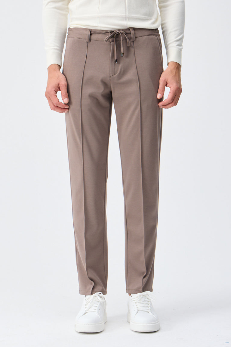 Pantaloni bărbătești eleganți cu șnur, gri taupe, croială conică