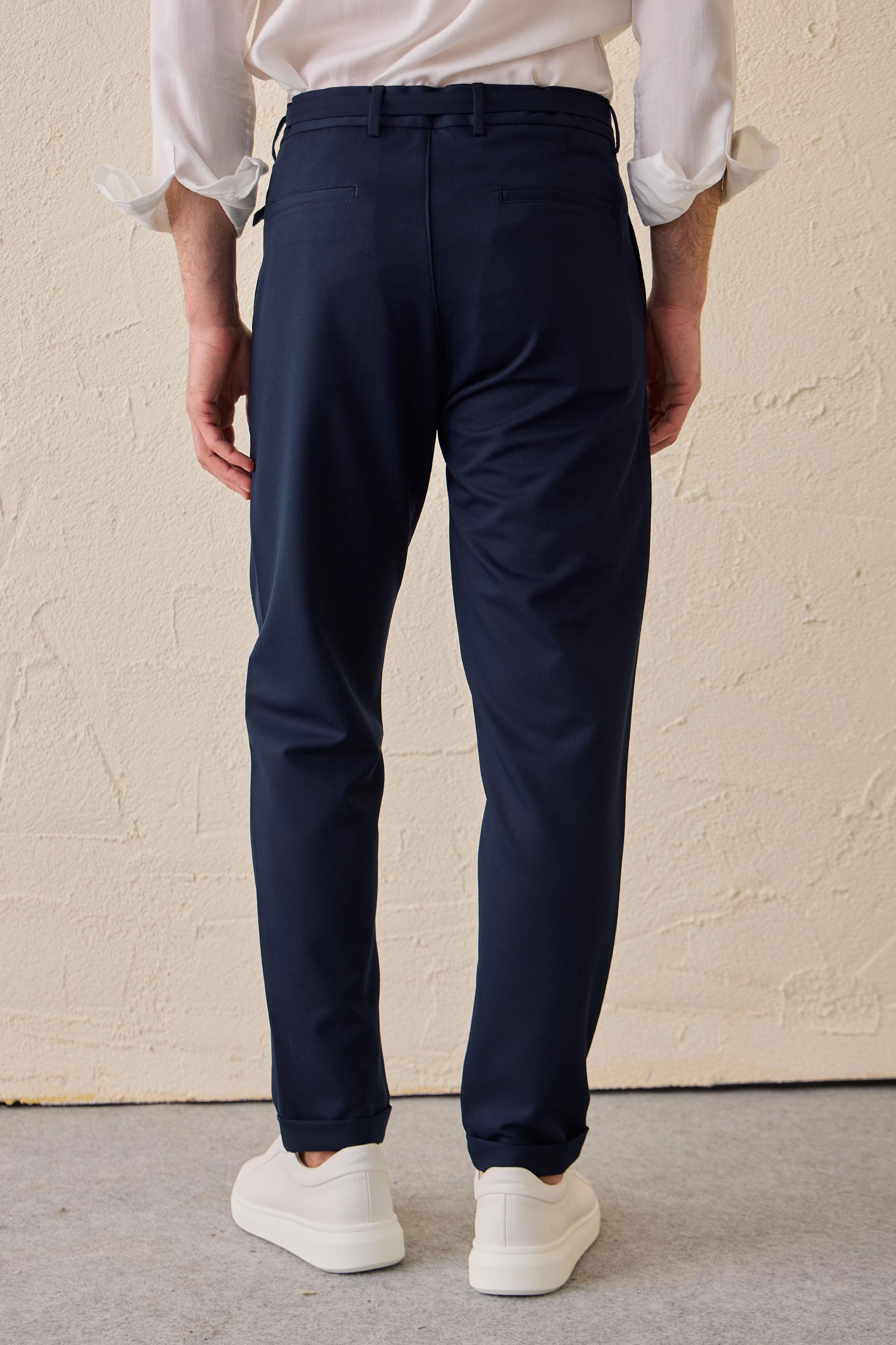Pantaloni Gurkha plisați bleumarin pentru bărbați, talie reglabilă, croială conică, croită la comandă
