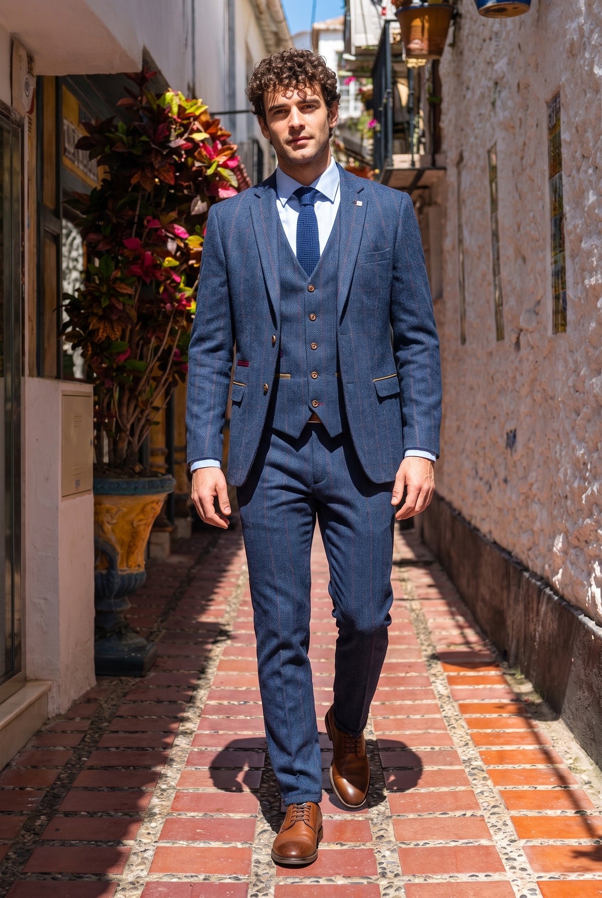 Look #986 styled with Costum Scott albastru pentru bărbați, format din 3 piese, model tweed, în carouri