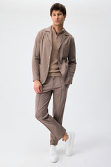 Set sacou și pantaloni elegant casual pentru bărbați, din jerseu moale, maro