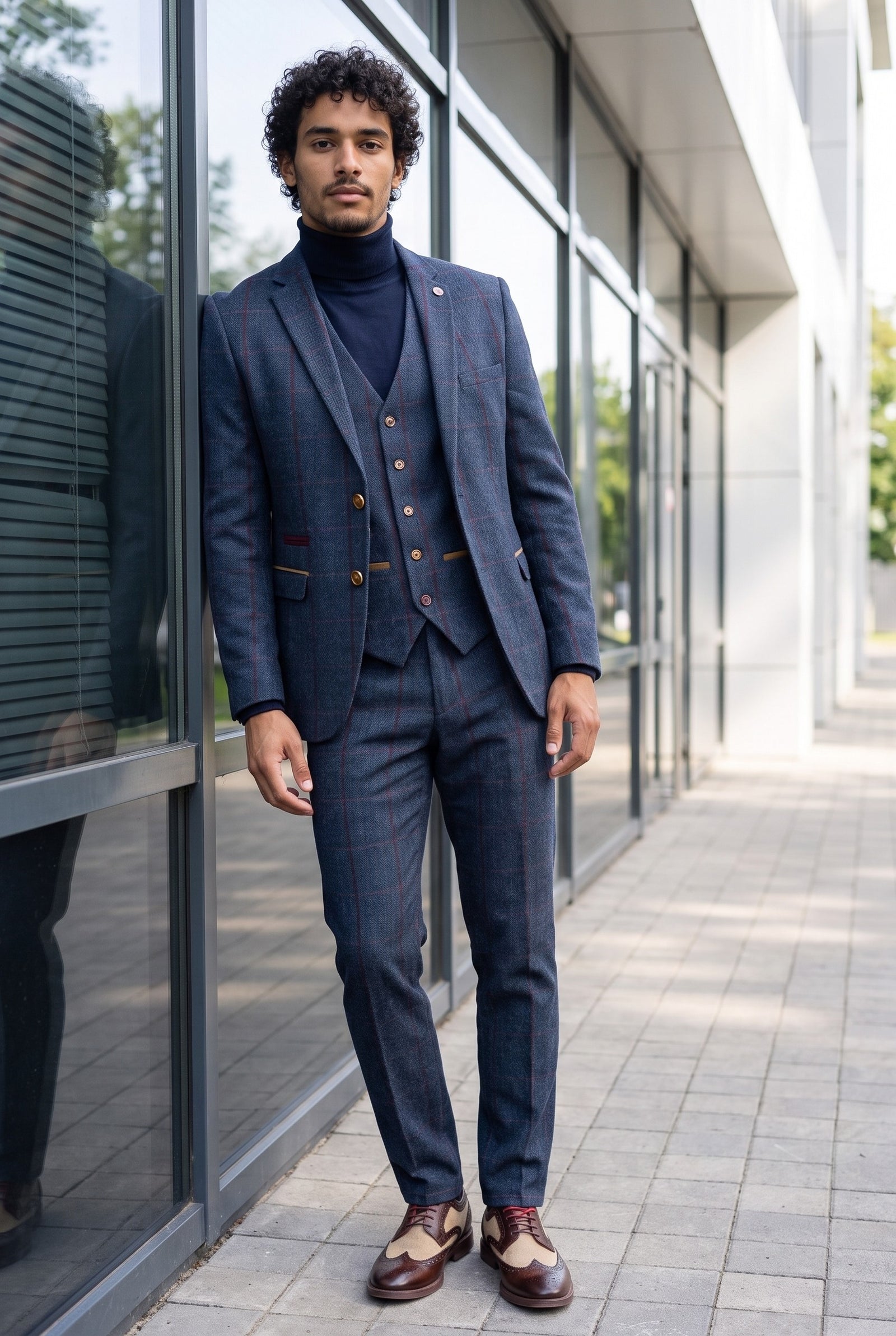 Look #646 styled with Pulover bărbătesc cu guler înalt, bleumarin, din amestec de viscoză moale, cu mânecă lungă, tricotat