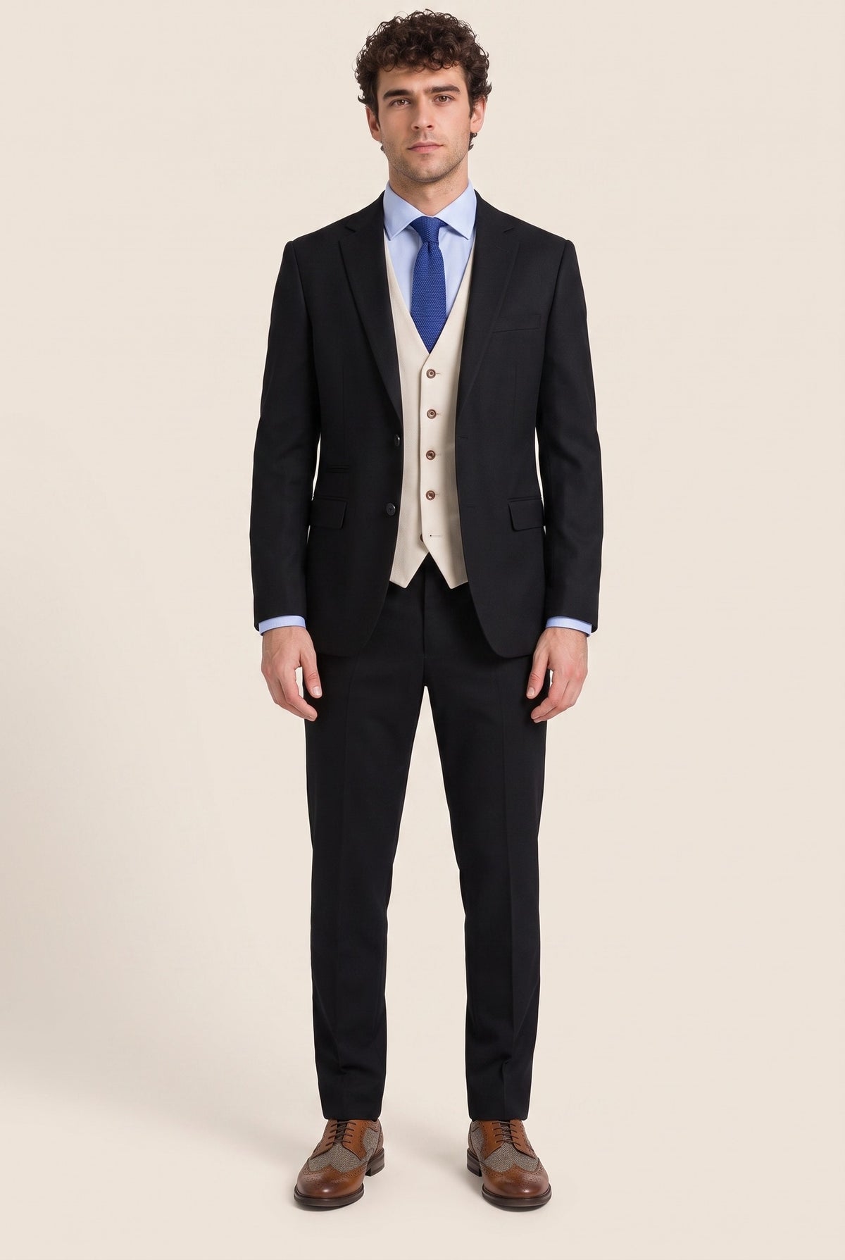 Look #1006 styled with Mayfair - Costum negru bărbătesc din 3 piese cu vestă crem