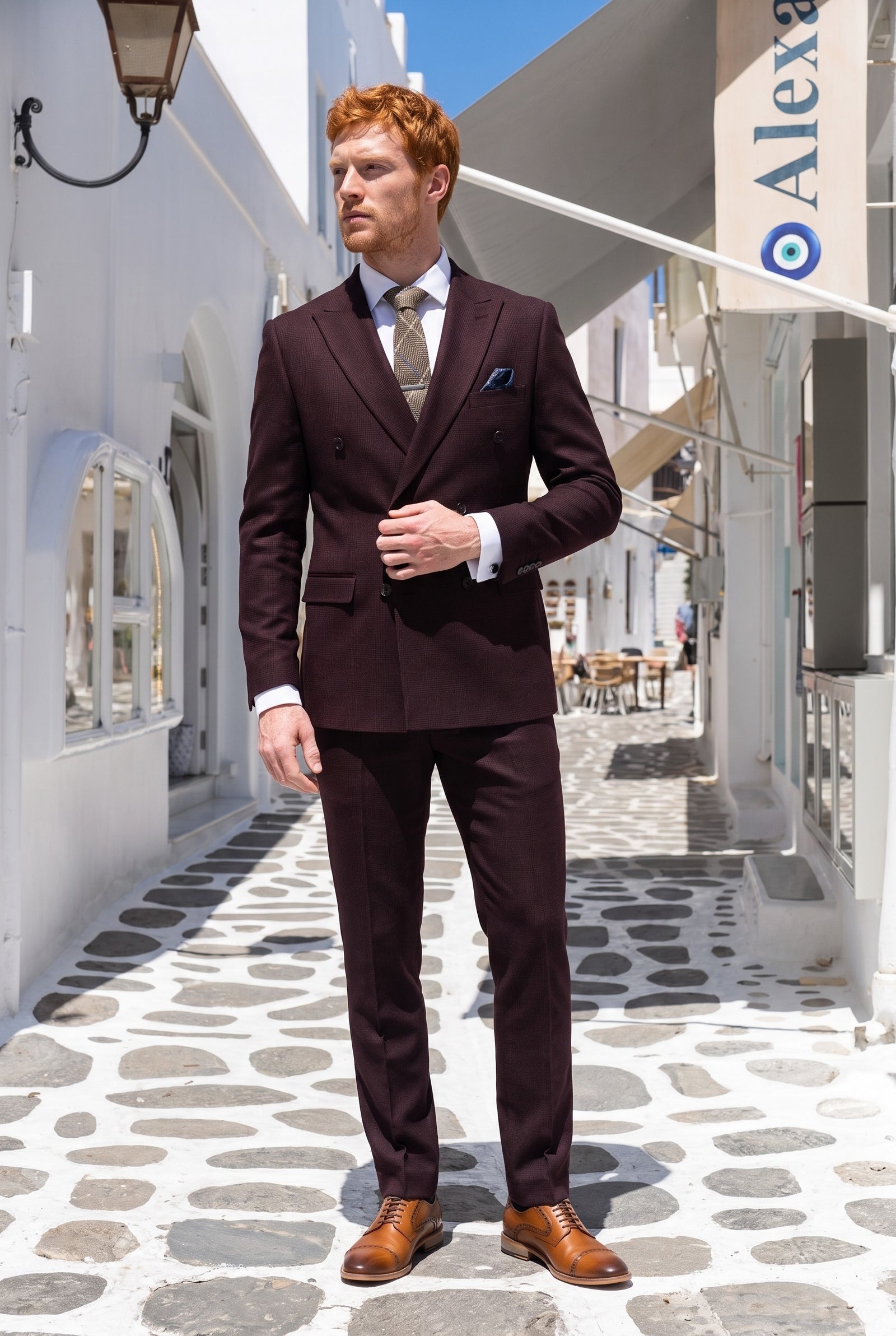 Look #732 styled with Regent - Costum bărbătesc bordeaux cu două piese, cu două rânduri de nasturi