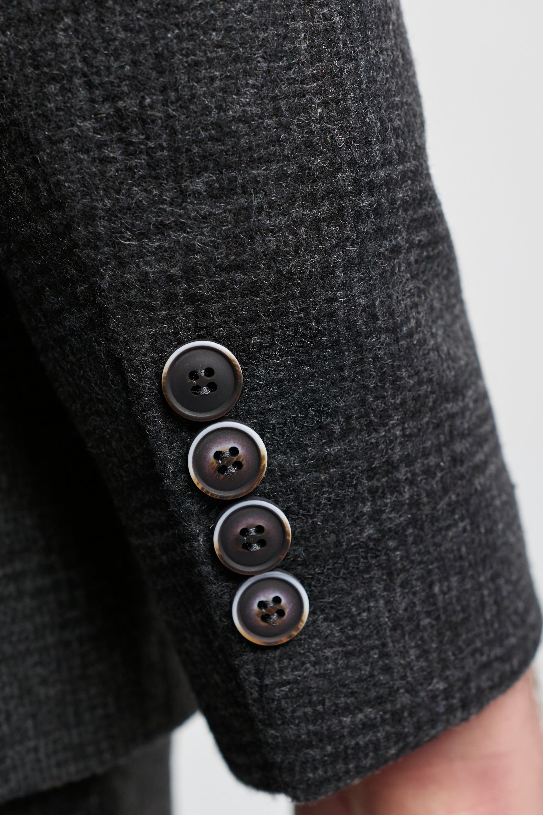 Costum bărbătesc negru cu model Glen Check din 3 piese