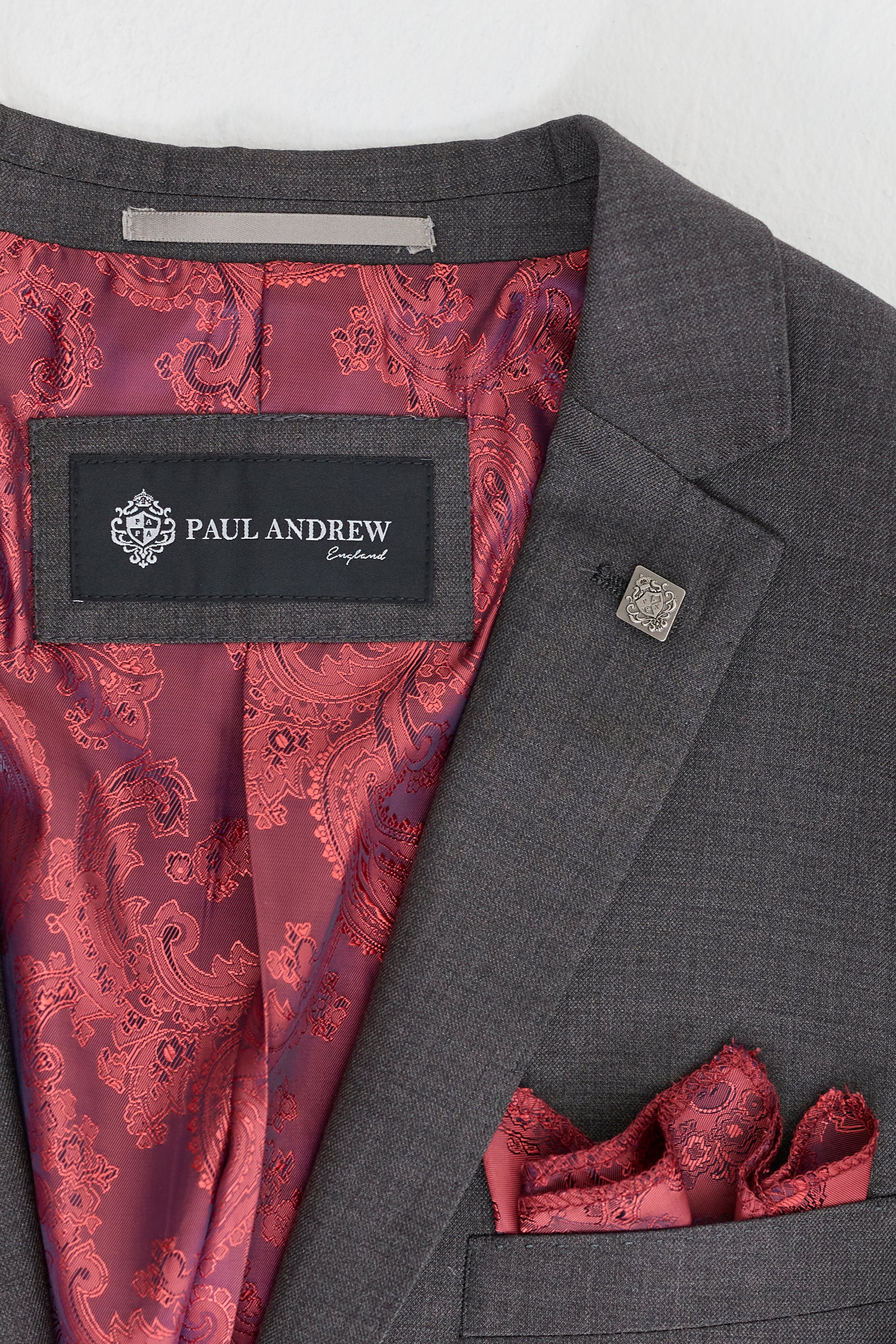 Costum bărbătesc gri închis, gri cărbune, 3 piese, cusături clasice, nuntă, vară, bal