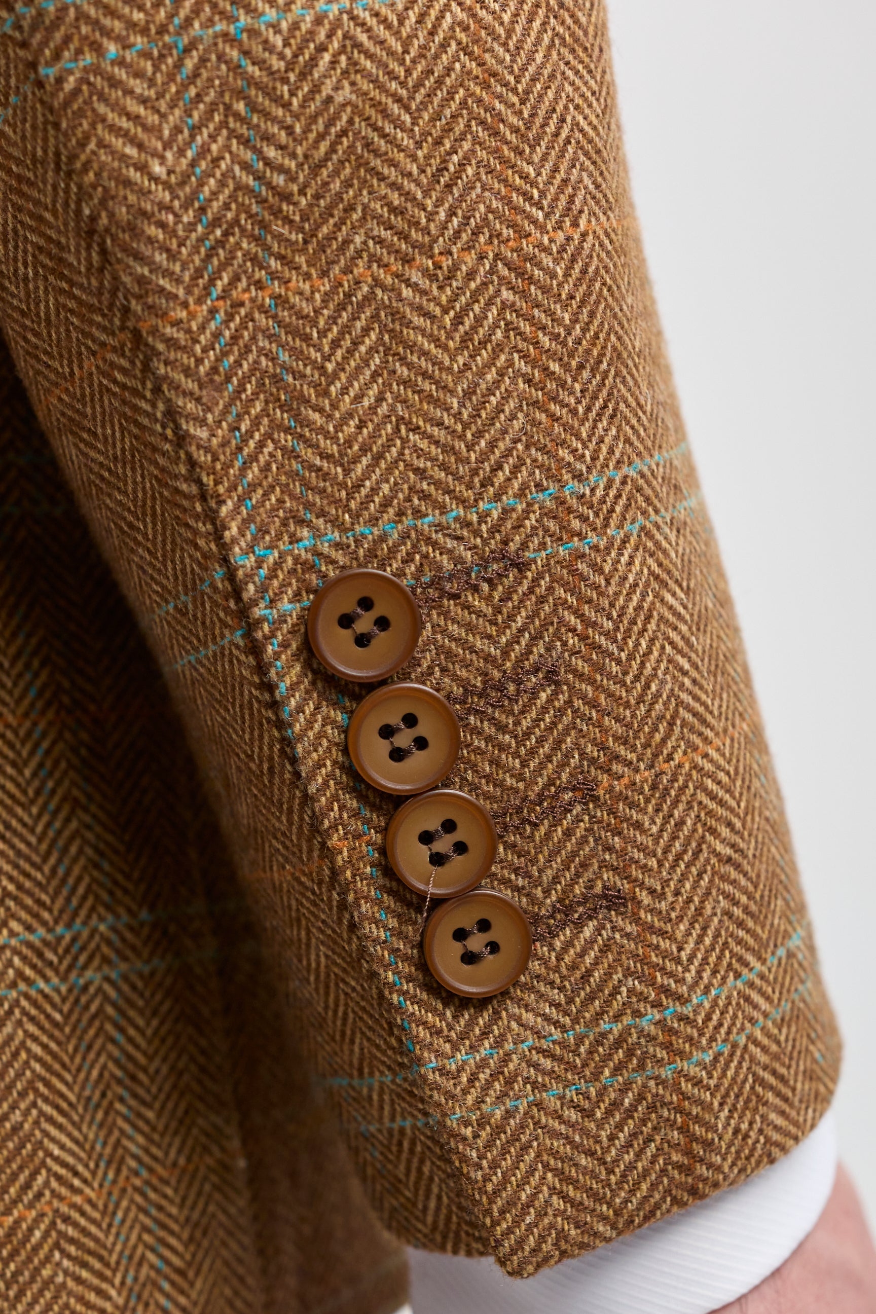 Costum bărbătesc din 3 piese, lână, tweed, model herringbone, maro, albastru, carouri, anii 1920, Gatsby