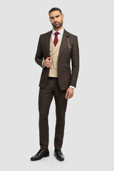 Costum bărbătesc maro în carouri tweed, format din 3 piese | Vestă crem cu două rânduri de nasturi