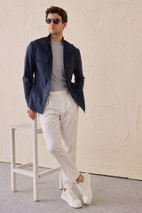 Set bărbătesc elegant casual, jachetă safari bleumarin din amestec de bumbac și pantaloni albi