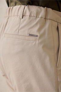 Pantaloni bej plisați eleganti casual pentru bărbați, croială clasică, croită manual