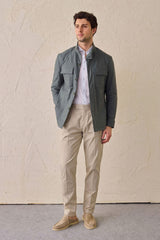 Set bărbătesc elegant casual, jachetă safari verde salvie din amestec de bumbac și pantaloni bej