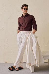 Costum bărbătesc alb, elegant, casual, din două piese, stil safari, cu guler înalt, elastic