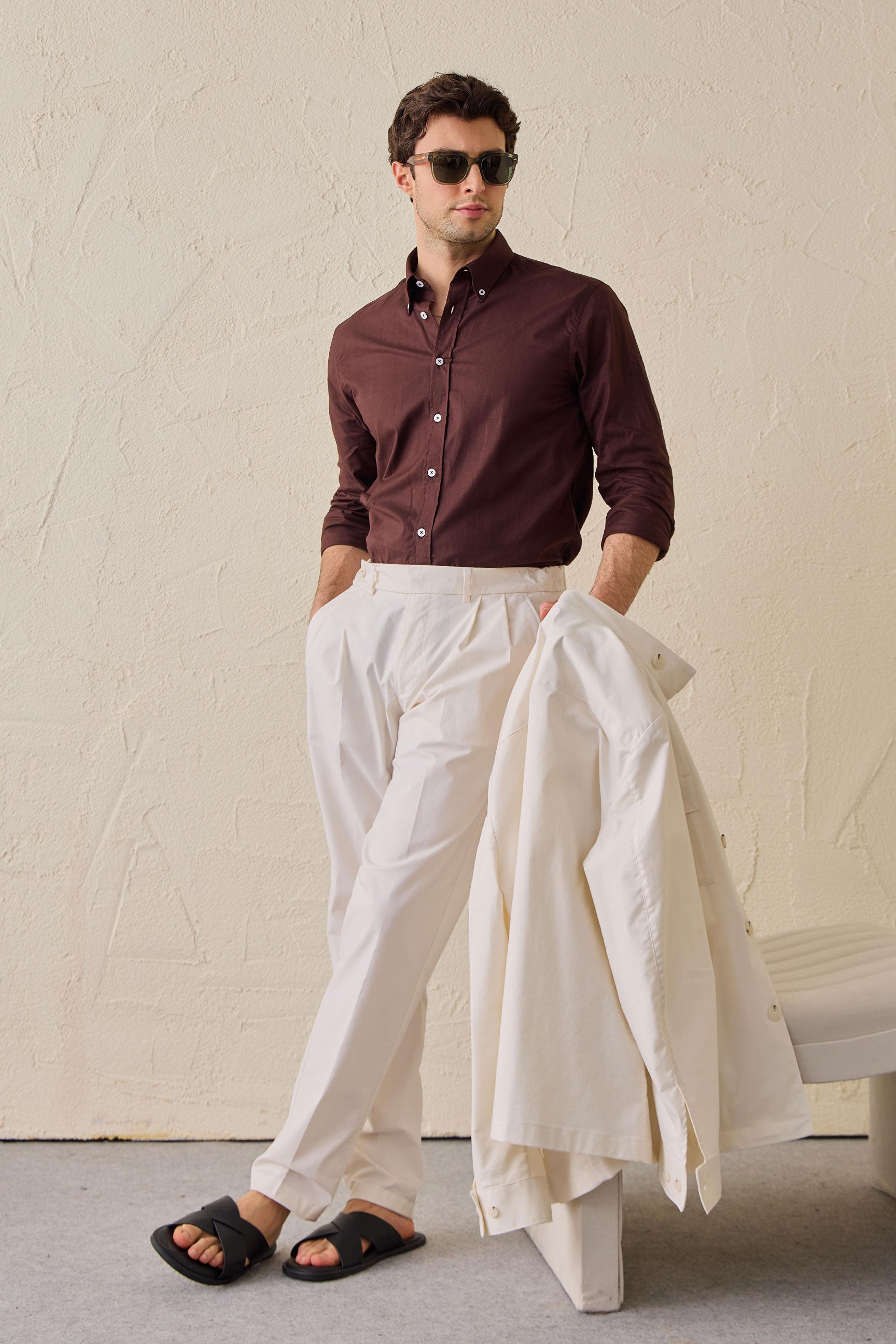 Costum bărbătesc alb, elegant, casual, din două piese, stil safari, cu guler înalt, elastic