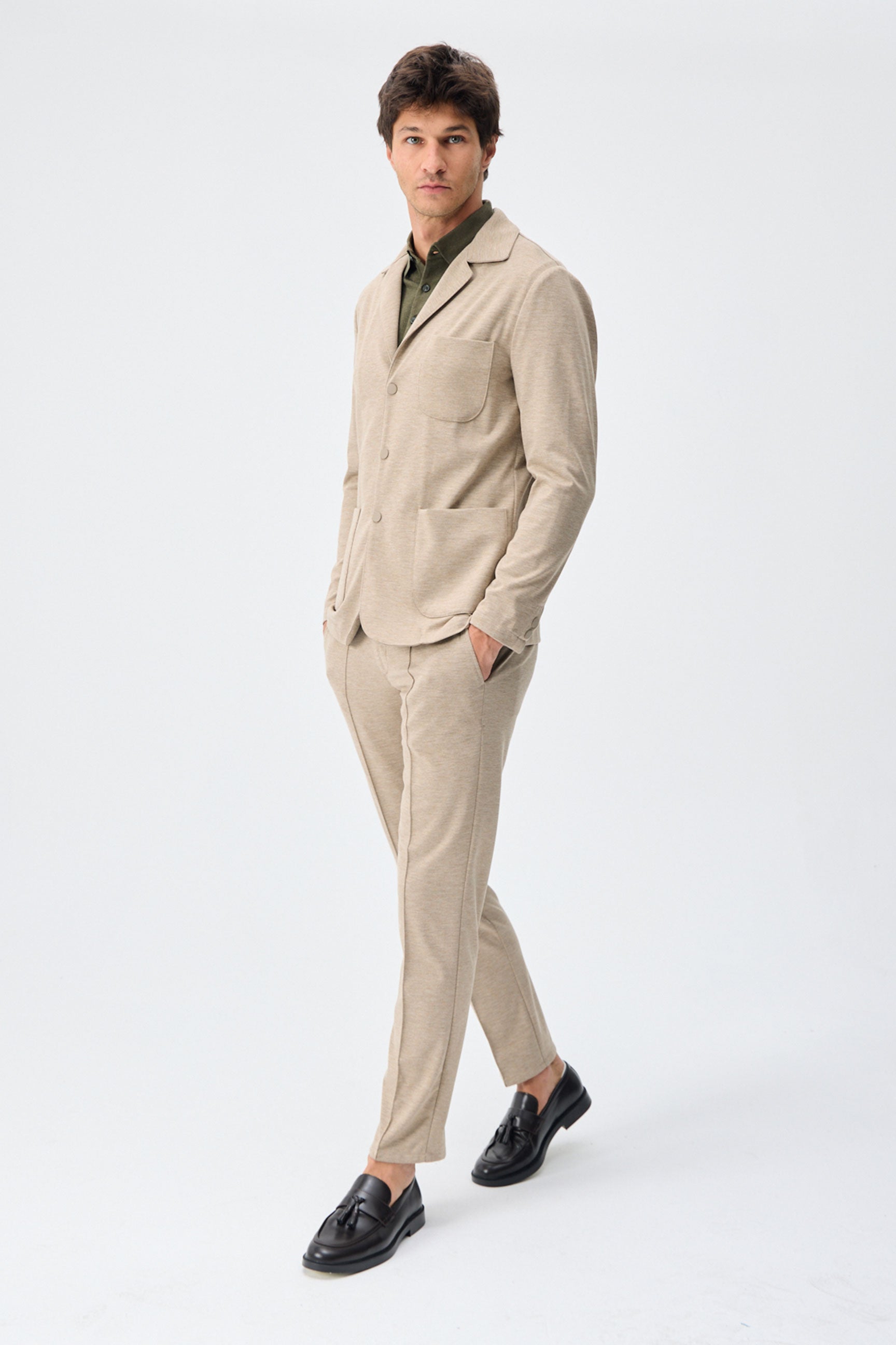 Set sacou și pantaloni elegant casual pentru bărbați, din jerseu moale, bej