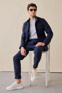 Costum bărbătesc elegant casual bleumarin, stil safari, cu guler înalt, elastic