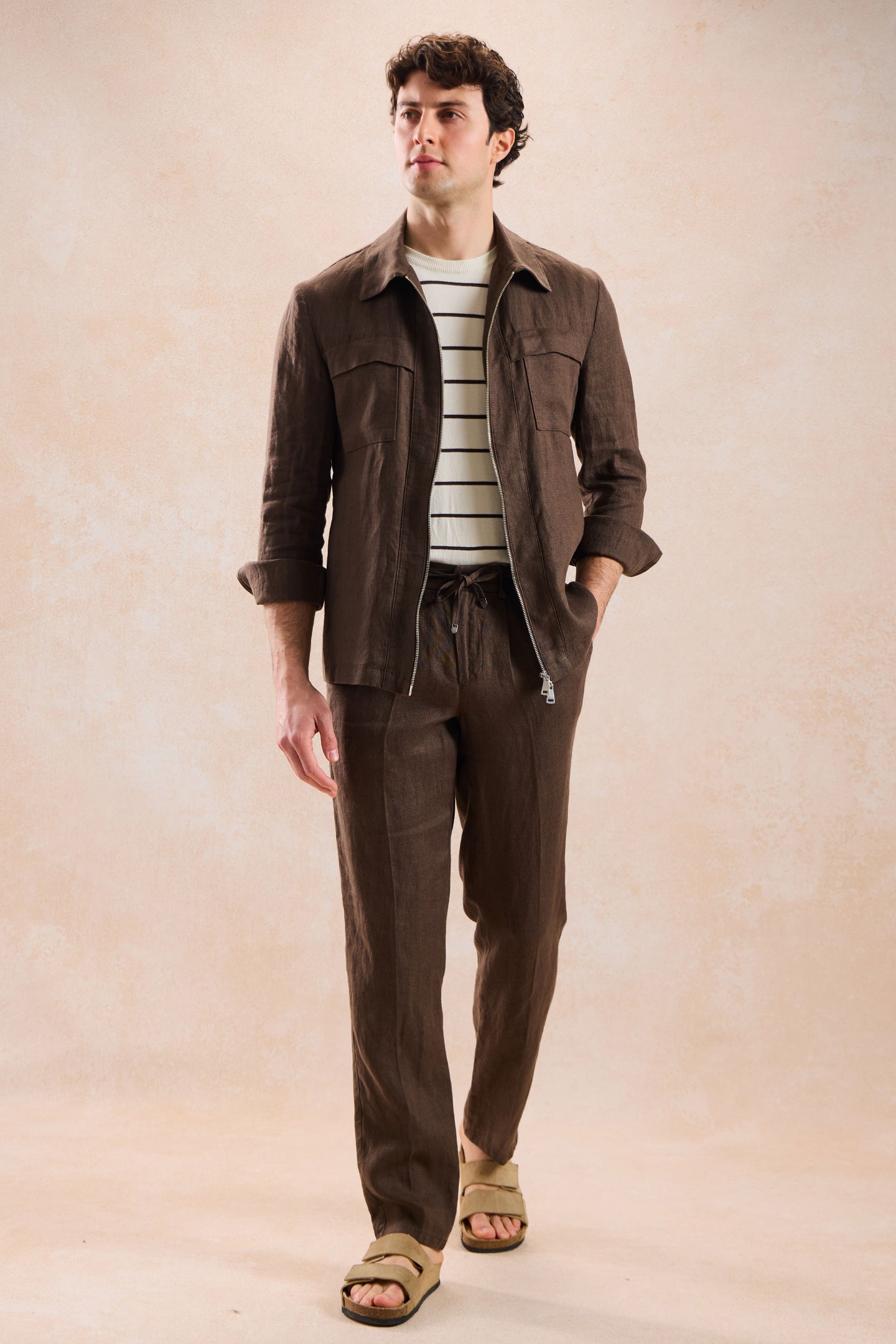 Costum bărbătesc din două piese, maro, din in, elegant, casual, stil safari, vară