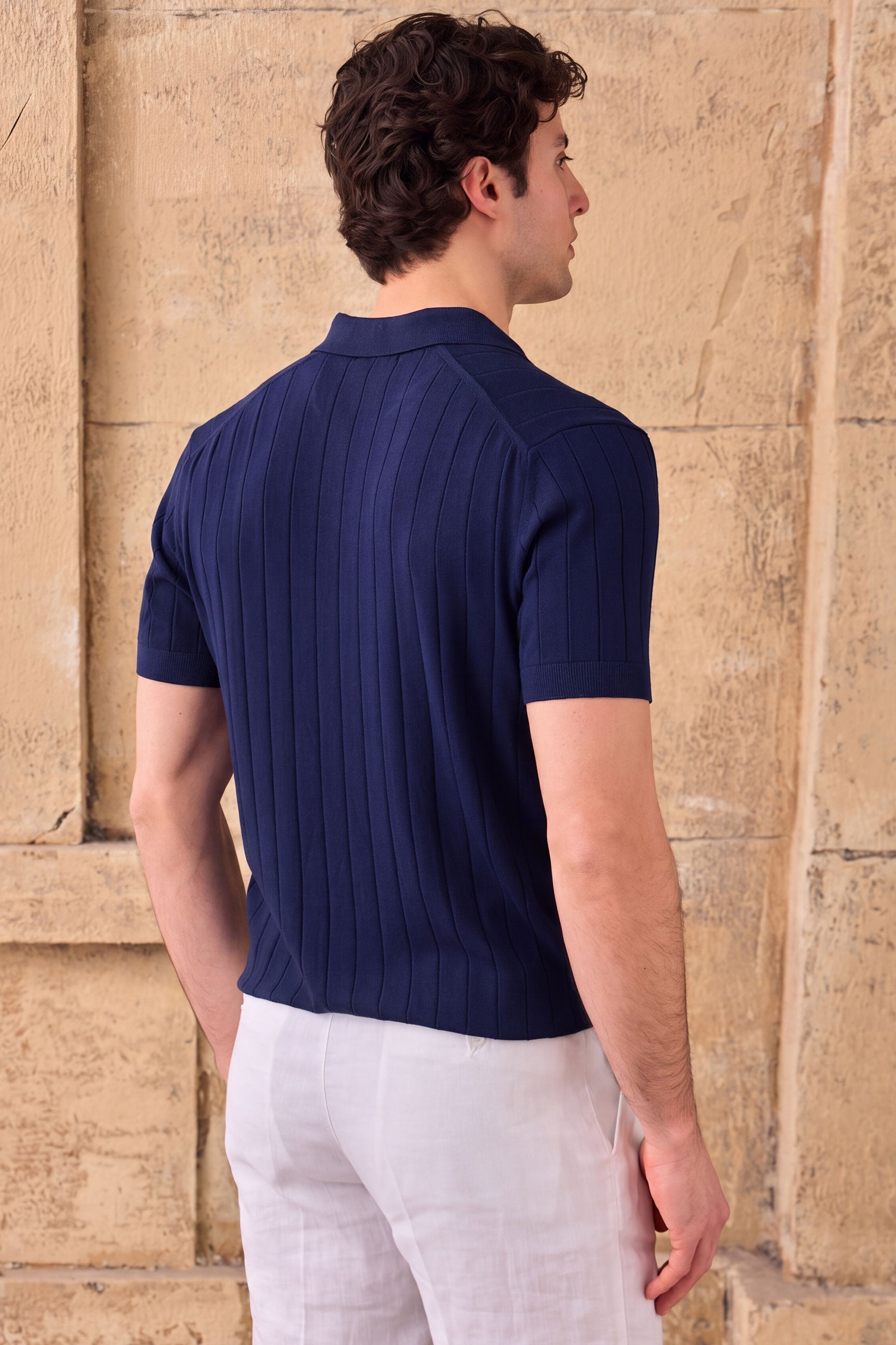 Tricou polo tricotat cu nervuri bleumarin închis pentru bărbați