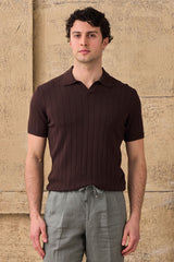 Tricou polo bărbătesc maro cu model nervuri