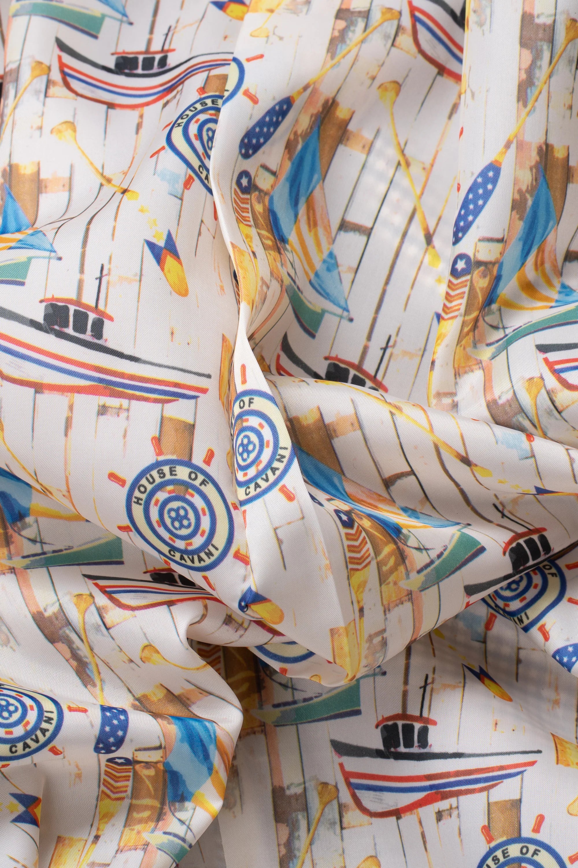 Costum bărbătesc bej bleumarin în carouri