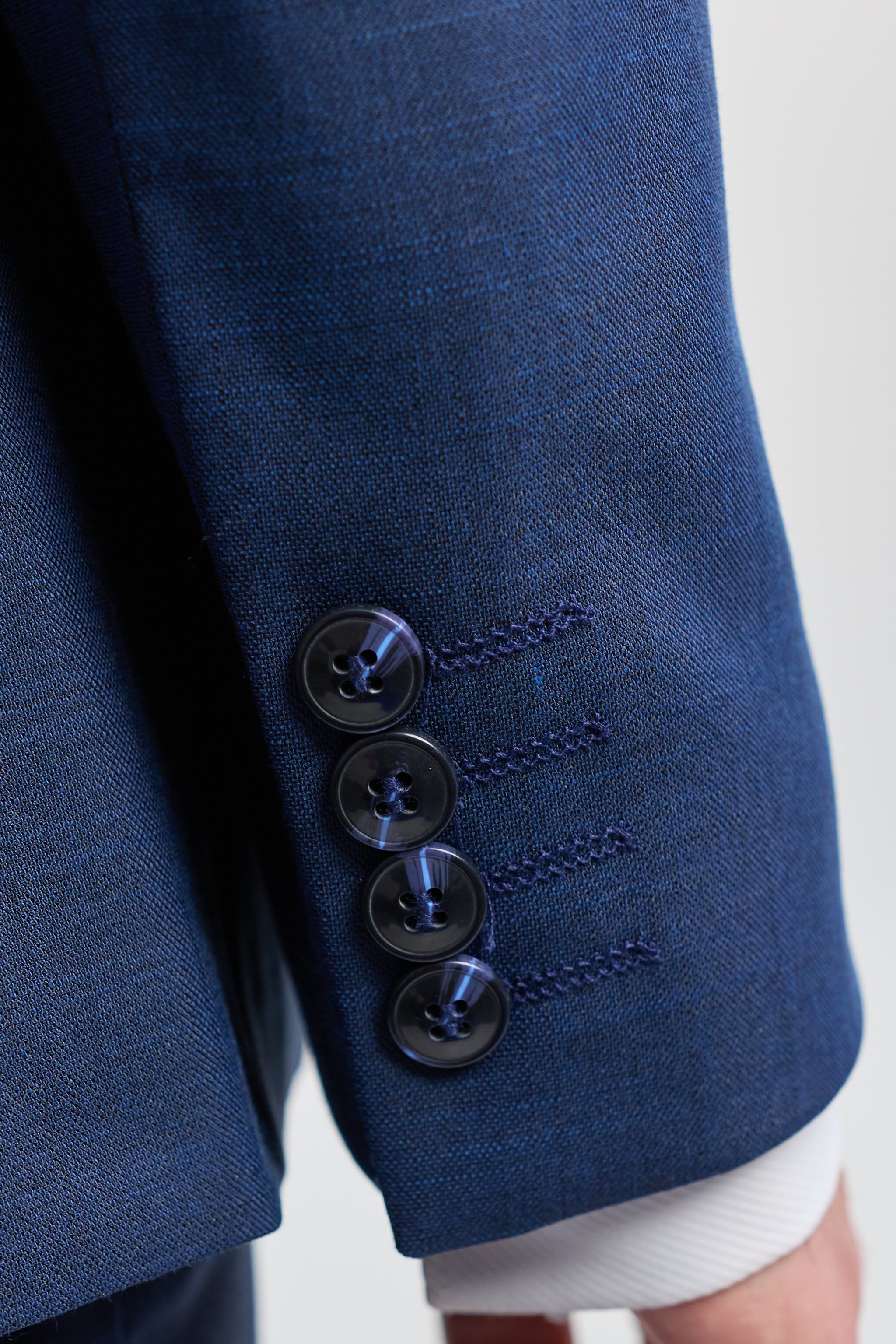 Costum James bărbătesc din 3 piese, bleumarin, croială croită