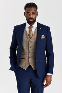 Costum texturat Mayfair bleumarin cu vestă contrastantă din tweed Harris maro
