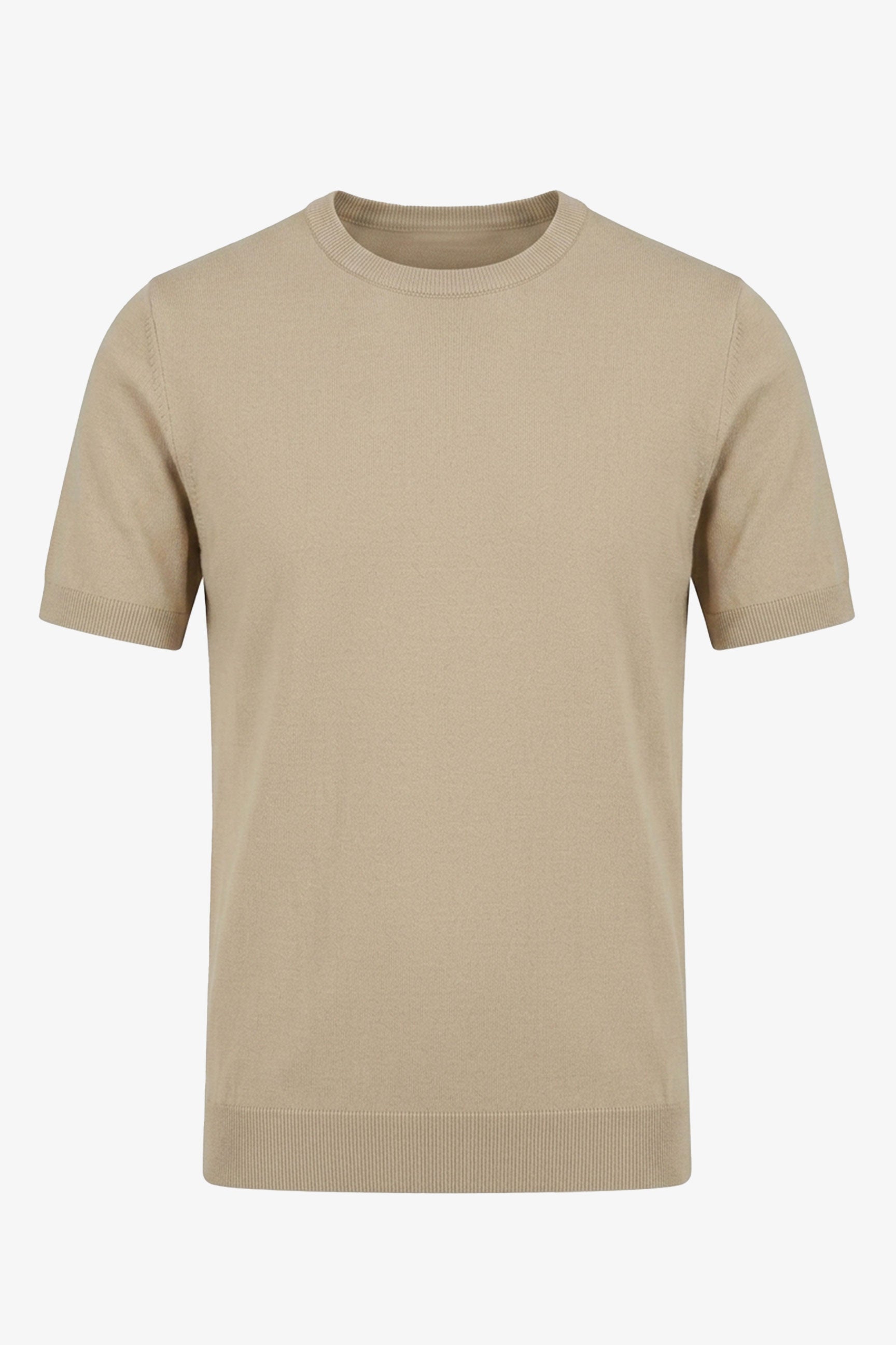 Tricou bărbătesc bej tricotat, croială regulată, guler rotund, mânecă scurtă