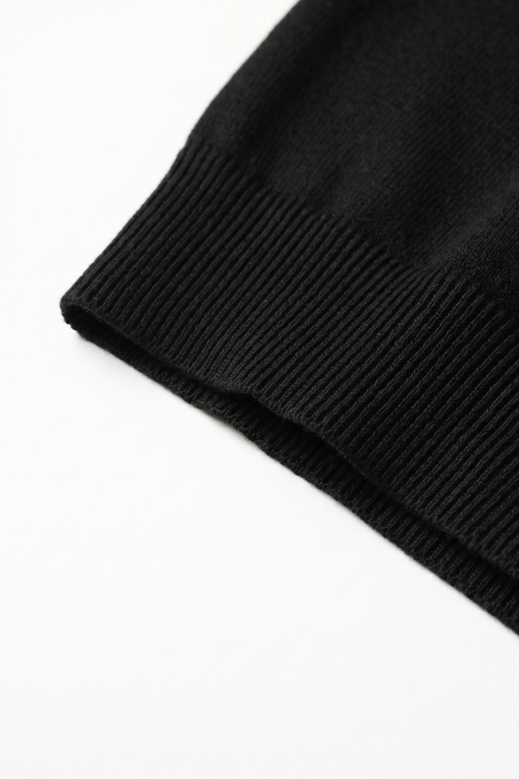 Tricou bărbătesc clasic negru tricotat, cu mânecă scurtă, guler rotund