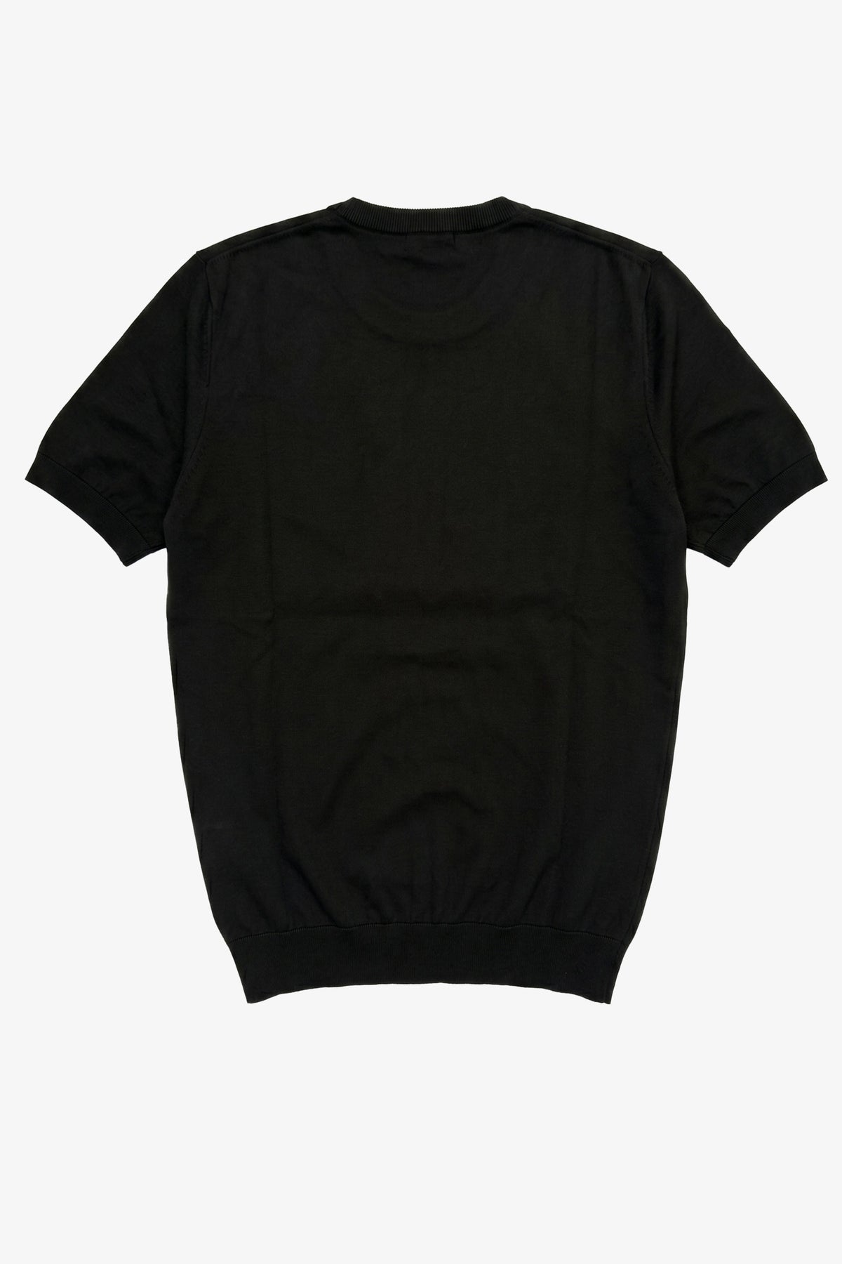Tricou bărbătesc negru tricotat, croială regulată, guler rotund, mânecă scurtă