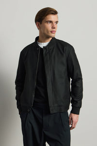 Jachetă bomber elegantă minimalistă neagră pentru bărbați