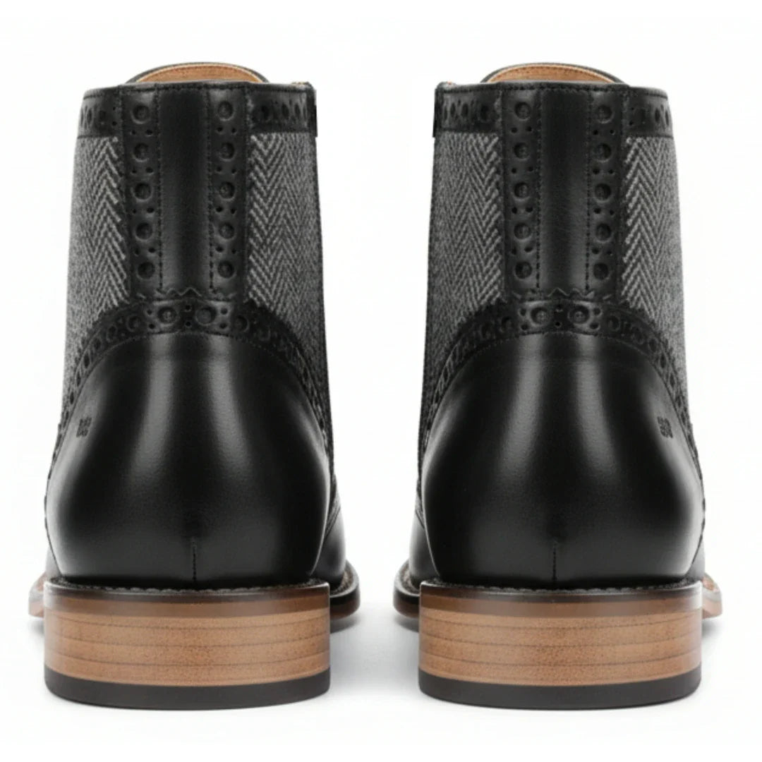 Ghete bărbătești cu vârf tip Wingtip Brogue