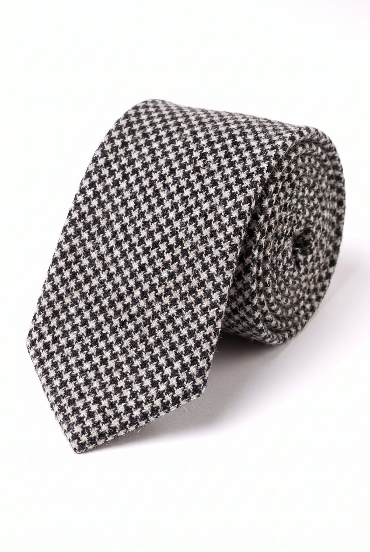 Cravată bărbătească din amestec de lână Houndstooth alb-negru