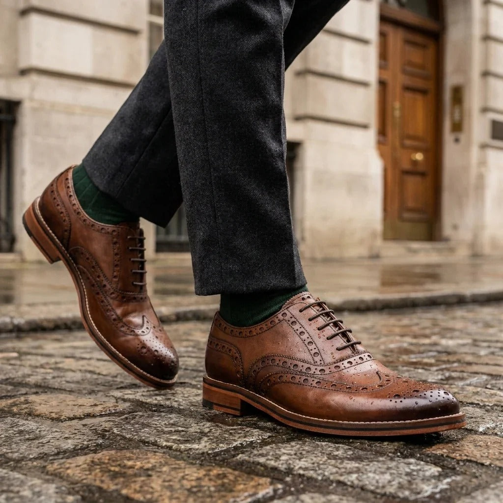Pantofi Oxford Brogue cu vârfuri laterale din piele maro pentru bărbați