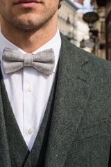 Papion bărbătesc gri deschis din tweed