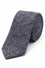 Cravată bărbătească bleumarin cu model tweed din amestec de lână în spic de hering
