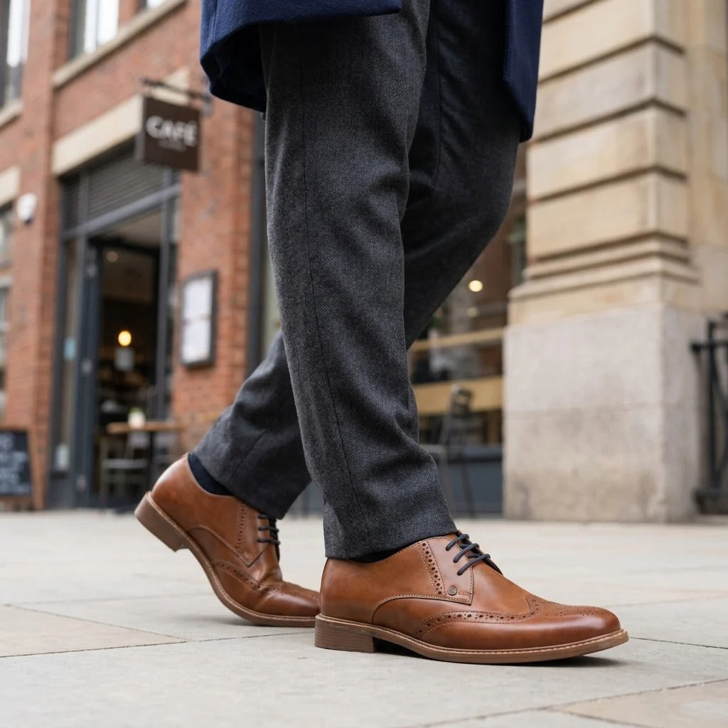 Pantofi eleganți Oxford Brogue pentru bărbați, din piele, maro deschis, cu vârfuri laterale