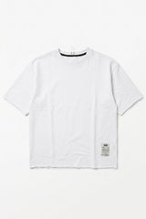 Tricou bărbătesc alb, cu croială relaxată, cu margini brute, guler rotund din amestec de bumbac