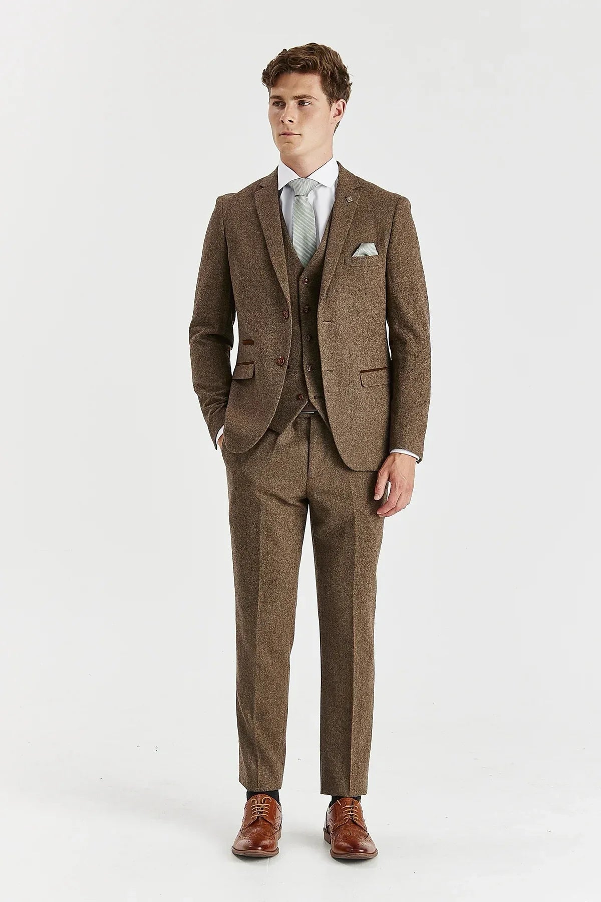 Oscar - Costum bărbătesc din 3 piese, maro, din amestec de lână și tweed