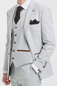 Costum Mark pentru bărbați, gri, în carouri, format din 3 piese, din tweed, cu finisaje maro, pentru nunți și baluri