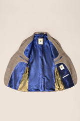 Costum bărbătesc din 3 piese, model herringbone, model maro-cenușiu, în carouri, croială dublă clasică